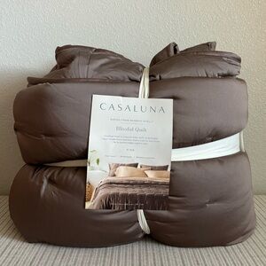 NWT King Rayon from Bamboo Quilt Fig - Casaluna